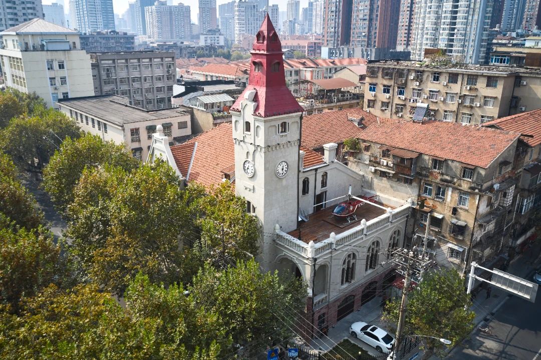 1752130922171815.jpg 81b9e34a1404e5c6d9b9492fd9adb968.jpg